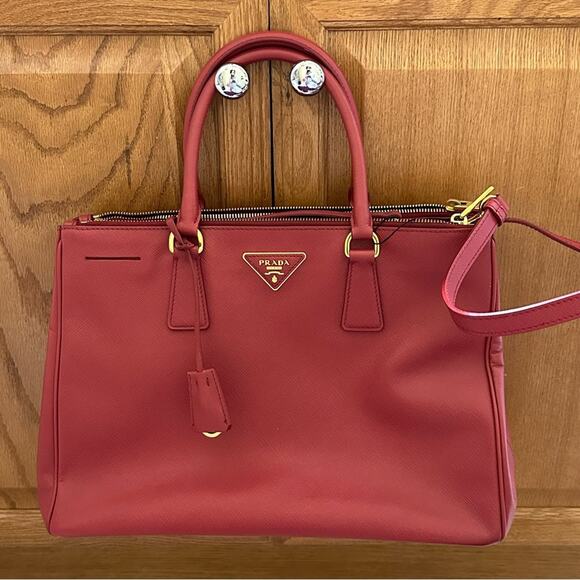 Prada $3,495  Galleria Saffiano Large Leather Bag 100% Authentic - Picture 14 of 14